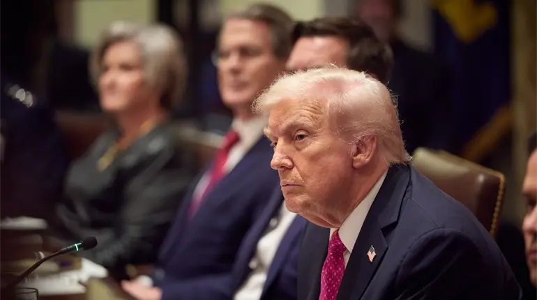 Trump asegura que su plan de paz no es la "última oferta" para Ucrania