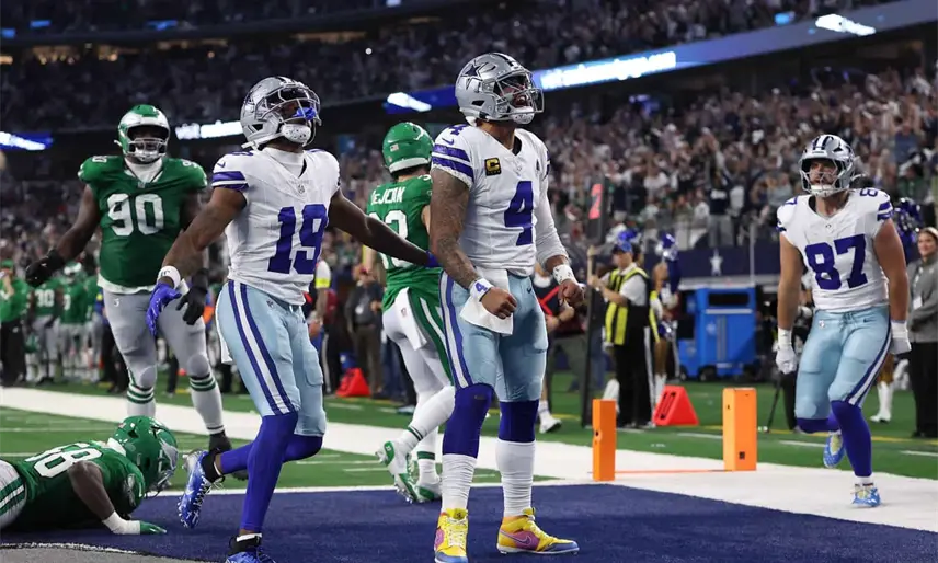 Dallas remonta 21 puntos en noche histórica de Dak Prescott
