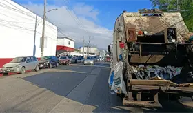 Trabajadores de limpia de Centro realizan paro de servicio