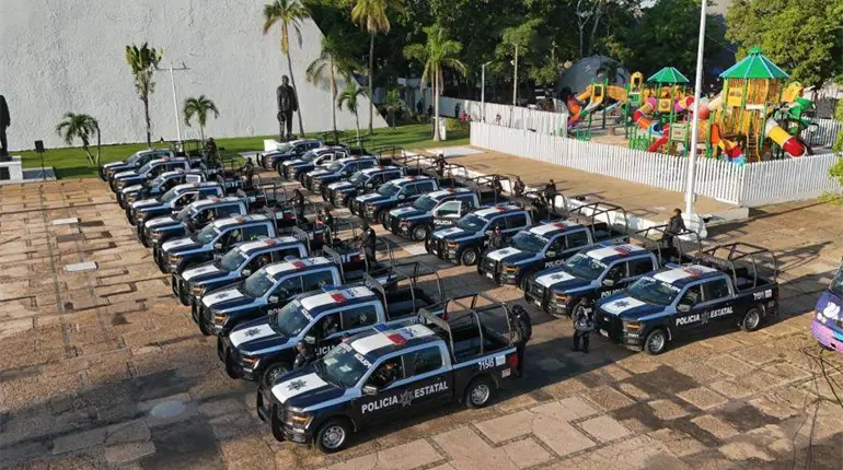 Dona Centro 50 patrullas, equipo táctico y tecnológico para reforzar estrategias de seguridad