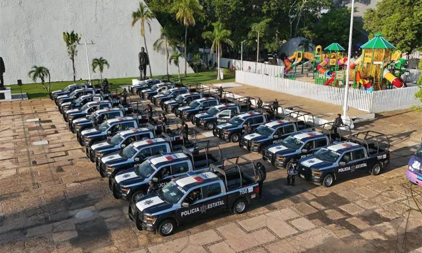 Dona Centro 50 patrullas, equipo táctico y tecnológico para reforzar estrategias de seguridad