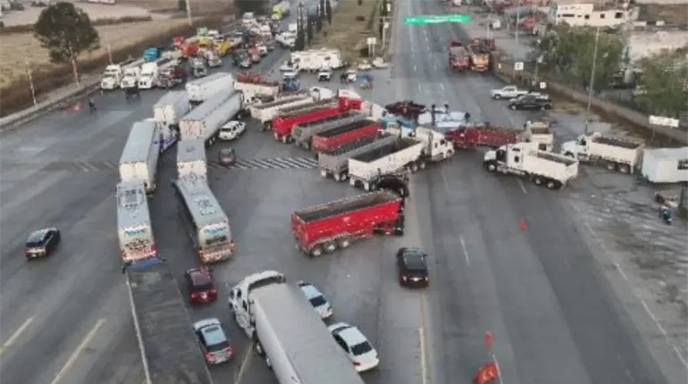 "Se les ha atendido": Sheinbaum asegura que hay diálogo con transportistas y campesinos