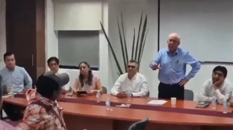 Con manotazos en la mesa, campesinos de Campeche reclaman a Leonel Cota compromisos incumplidos