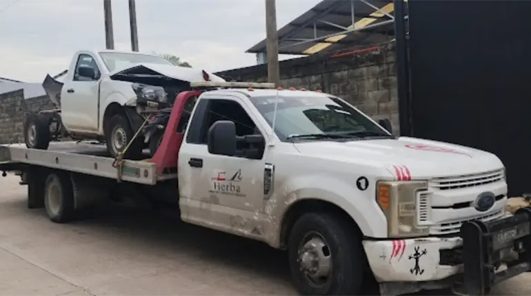 Semovi va contra cinco grueras: vamos aplicar la ley a secas