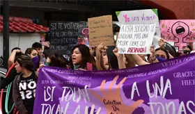 Llama Presidenta a marchar pacíficamente este 25N