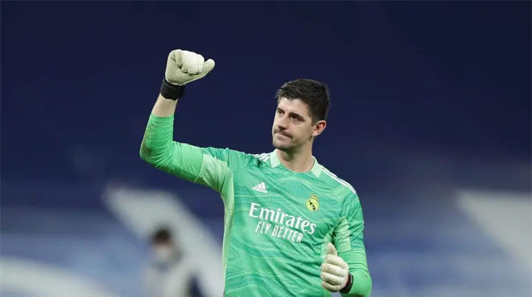 Real Madrid disputará la jornada 5 de Champions con las bajas de Courtois y Huijsen