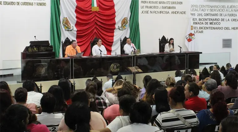 Crean Fiscalía Especializada de Violencia contra las Mujeres