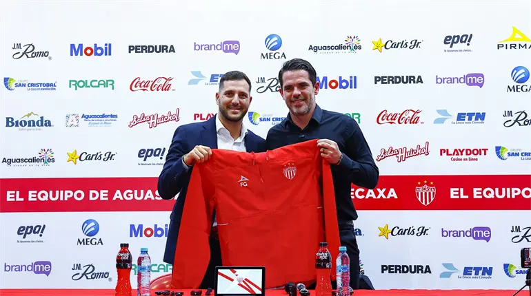 Necaxa hace oficial la salida de Fernando Gago y su cuerpo técnico