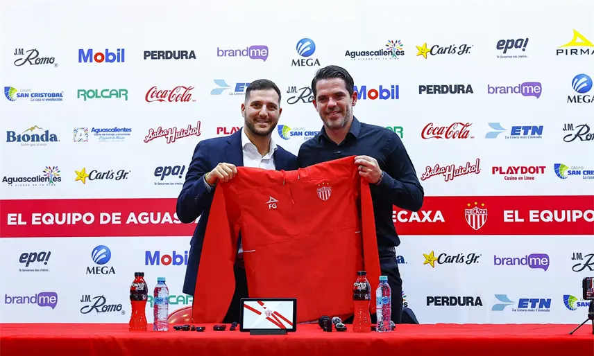 Necaxa hace oficial la salida de Fernando Gago y su cuerpo técnico