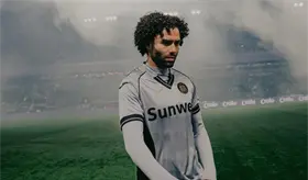 César Huerta será baja con Anderlecht por cirugía