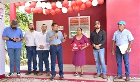 Entrega May 100 casas del programa Viviendas del Bienestar en Jalapa