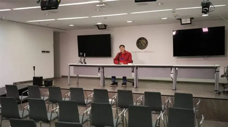 Medios dejan solo a Noroña tras señalamientos contra alcaldesa de Uruapan