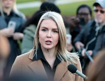 ICE detiene a mujer ligada a la familia de la portavoz de La Casa Blanca