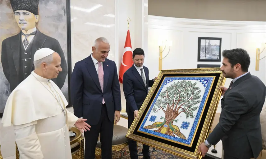 El Papa León XIV llega a Turquía y comienza su primer viaje apostólico