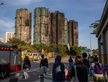 Asciende a 128 muertos, 79 heridos y 8 detenidos tras incendio en Hong Kong