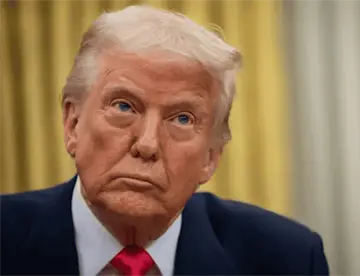 Trump amenaza con llevar “muy pronto” operaciones por tierra en Venezuela