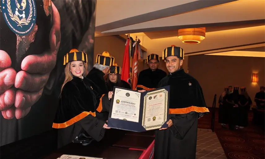 Distinguen con doctorado Honoris Causa a Ricardo Brabata, CEO de BKids