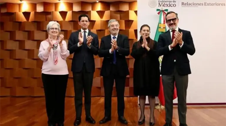 Juan Ramón de la Fuente deja temporalmente la SRE