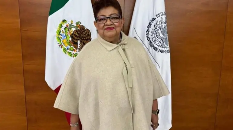 Ernestina Godoy asume como encargada de la FGR