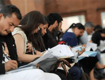 México: Desempleo baja, pero informalidad se dispara a 55.7%