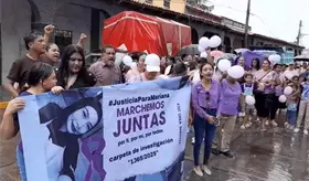 Marchan en Cunduacán; piden justicia para Mariana