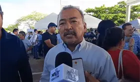 Amagan pobladores de La Isla con bloquear la Villahermosa-Cárdenas sino cierran presunta bodega de "huachicol"
