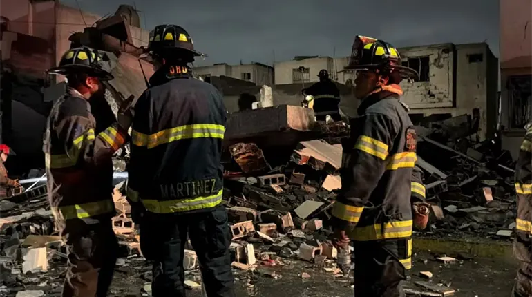 Tres muertos y seis heridos deja explosión de pirotecnia clandestina en NL