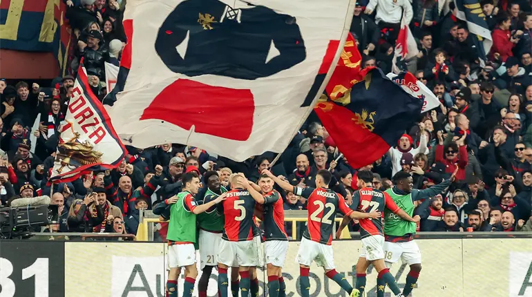 Genoa de Johan Vásquez gana al Hellas Verona y sale de zona de descenso