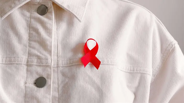 Van 10 muertes y 480 casos nuevos confirmados de VIH/SIDA en Tabasco durante 2025