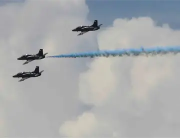 Ante amenazas de Trump, Venezuela refuerza su defensa costera y garantiza movilidad internacional