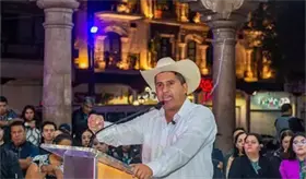 Amplían búsqueda del jefe de escoltas de Carlos Manzo