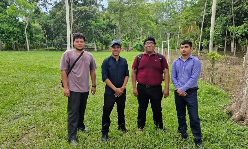 Estudiantes tabasqueños innovan en la medición de nutrientes del suelo