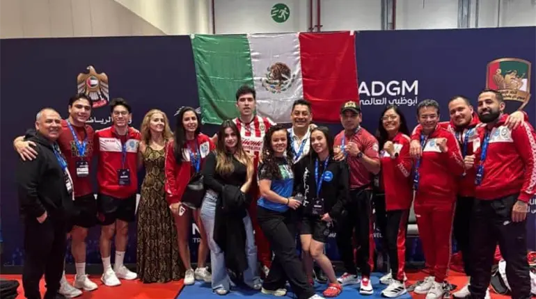 Gana México 11 medallas en Mundial Seniors y Masters de kickboxing en Abu Dabi