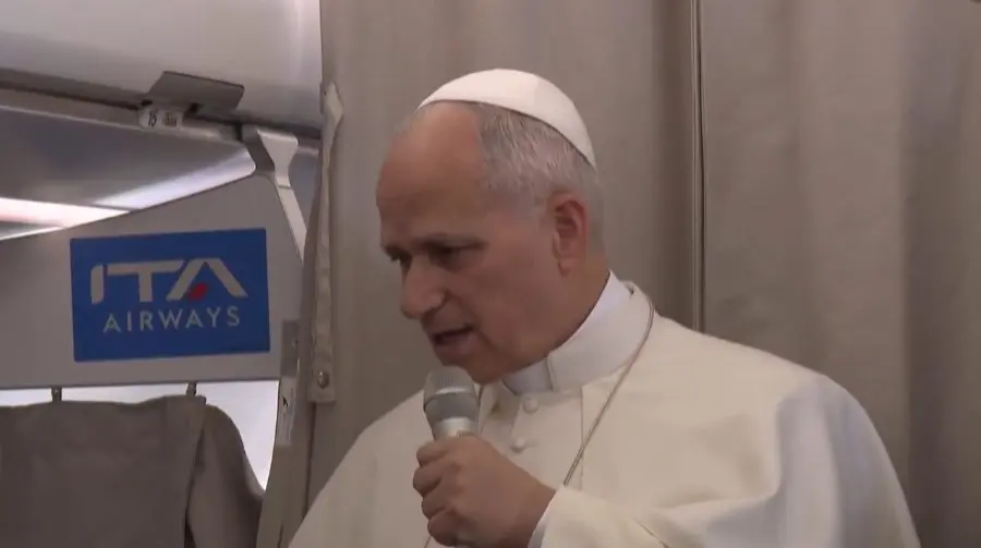 Exhorta Papa León XIV a EE.UU. a evitar la intervención militar si intenta derrocar gobierno de Maduro