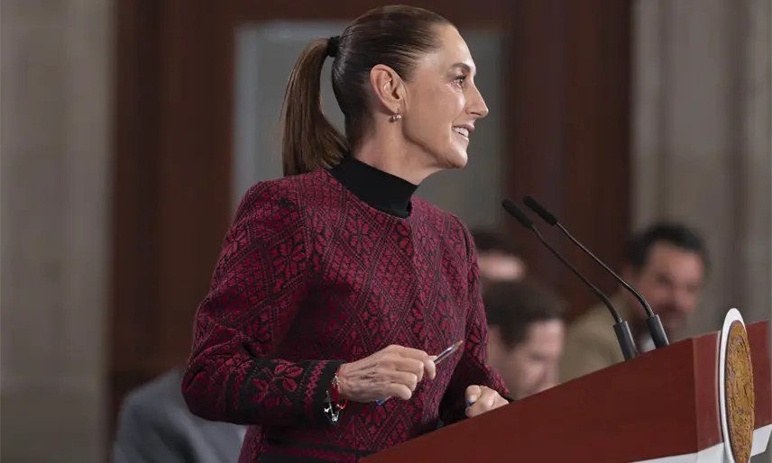 Sheinbaum busca llamada con el Papa León XIV para formalizar invitación a México