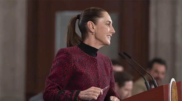 Sheinbaum busca llamada con León XIV para formalizar invitación a México