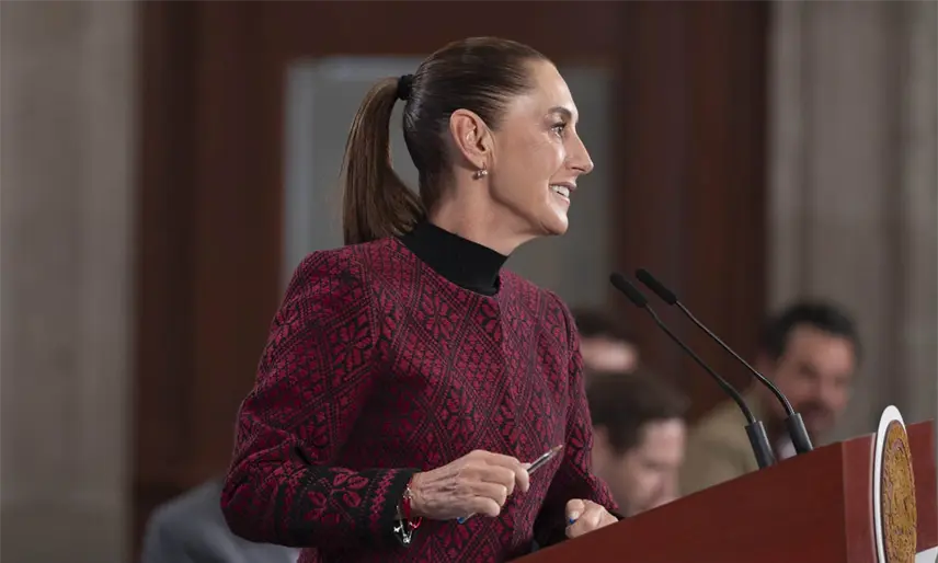 Sheinbaum busca llamada con León XIV para formalizar invitación a México