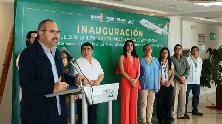 Viva Aerobus supera afectación por actualización de Software