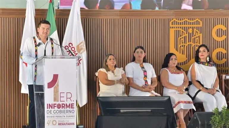 Presume Ovidio Peralta finanzas sólidas y sanas en Comalcalco