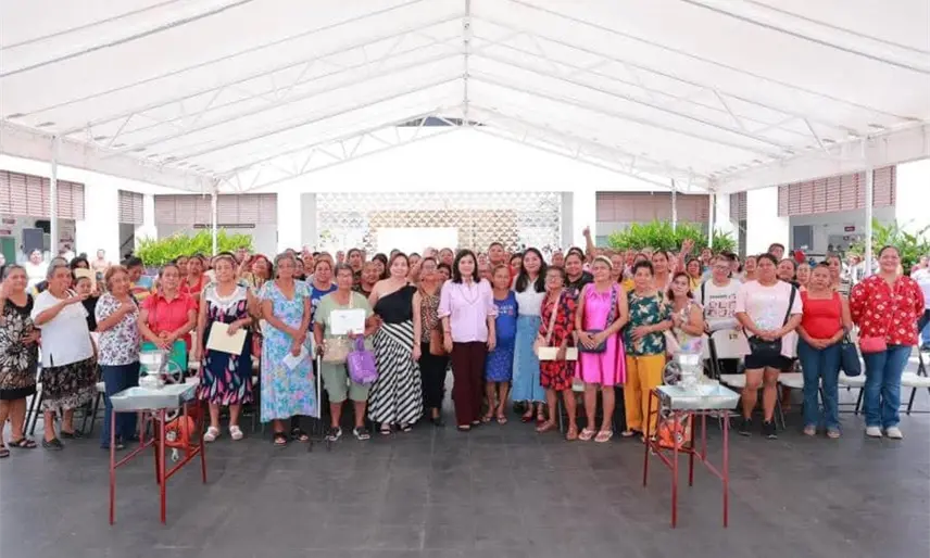 Destaca Osuna entrega de 1,200 molinos a mujeres de Centro