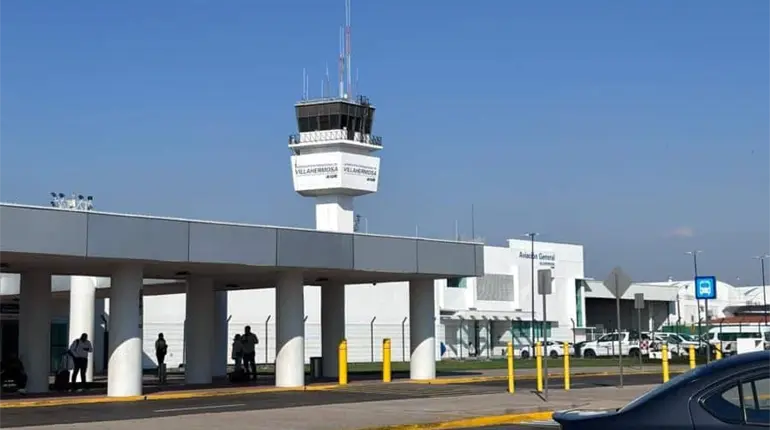 Afirma nuevo administrador del aeropuerto de Villahermosa que recibió instalaciones en óptimas condiciones