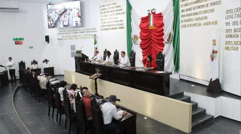 Congreso aprueba reducir edad para ser magistrado de la Sala Superior del TJA