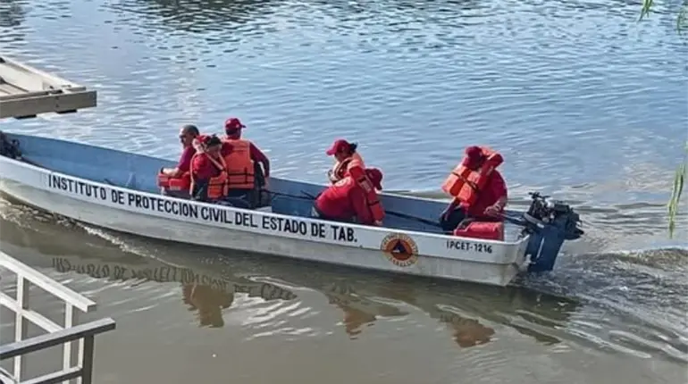 Localizan manatí muerto a altura del Paso del Macuilís en Villahermosa