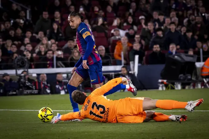 Barcelona vence al Atlético de Madrid y seguirá siendo líder en España