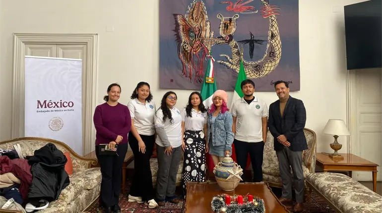 Estudiantes de la UTTAB visitan embajada de México en Italia