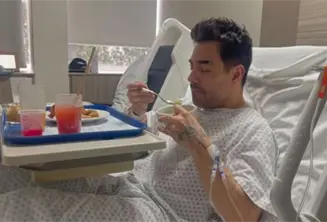 Omar Chaparro es hospitalizado y sometido a cirugía tras accidente en set