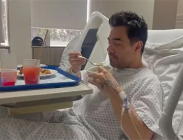 Omar Chaparro es hospitalizado y sometido a cirugía tras accidente en set