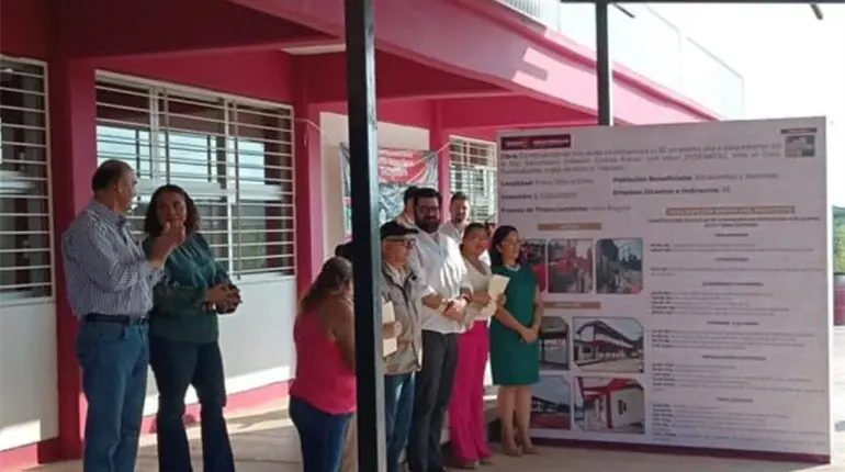 Inaugura SOTOP obras en escuelas de Villa El Cielo y La Huasteca