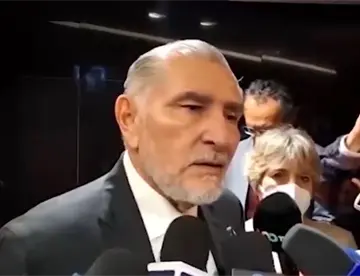 Niega Adán Augusto López envío de mensajes intimidantes a Lilly Téllez para votos a favor de Ernestina Godoy