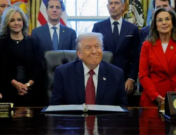 Trump plantea dejar expirar el T-MEC y buscar nuevo acuerdo con México y Canadá